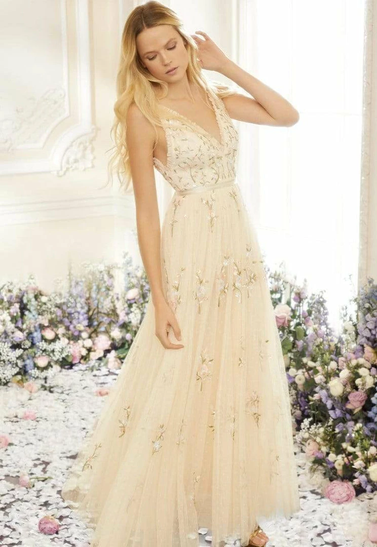 New 🎁 Needle & Thread Holding LTD Petunia Gown 👩 Womenswear ⌛ 11 Needle & Thread Holding LTD Petunia Gown Womenswear