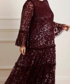 Cheapest 🎉 Needle & Thread Holding LTD 👩 Womenswear Annie Sequin Tiered Ankle Gown 🛒 12 Needle & Thread Holding LTD Womenswear Annie Sequin Tiered Ankle Gown