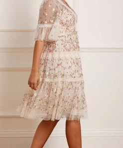 Cheap π Needle & Thread Holding LTD Araminta Lace Midi π Dress π― 14 Needle & Thread Holding LTD Araminta Lace Midi Dress