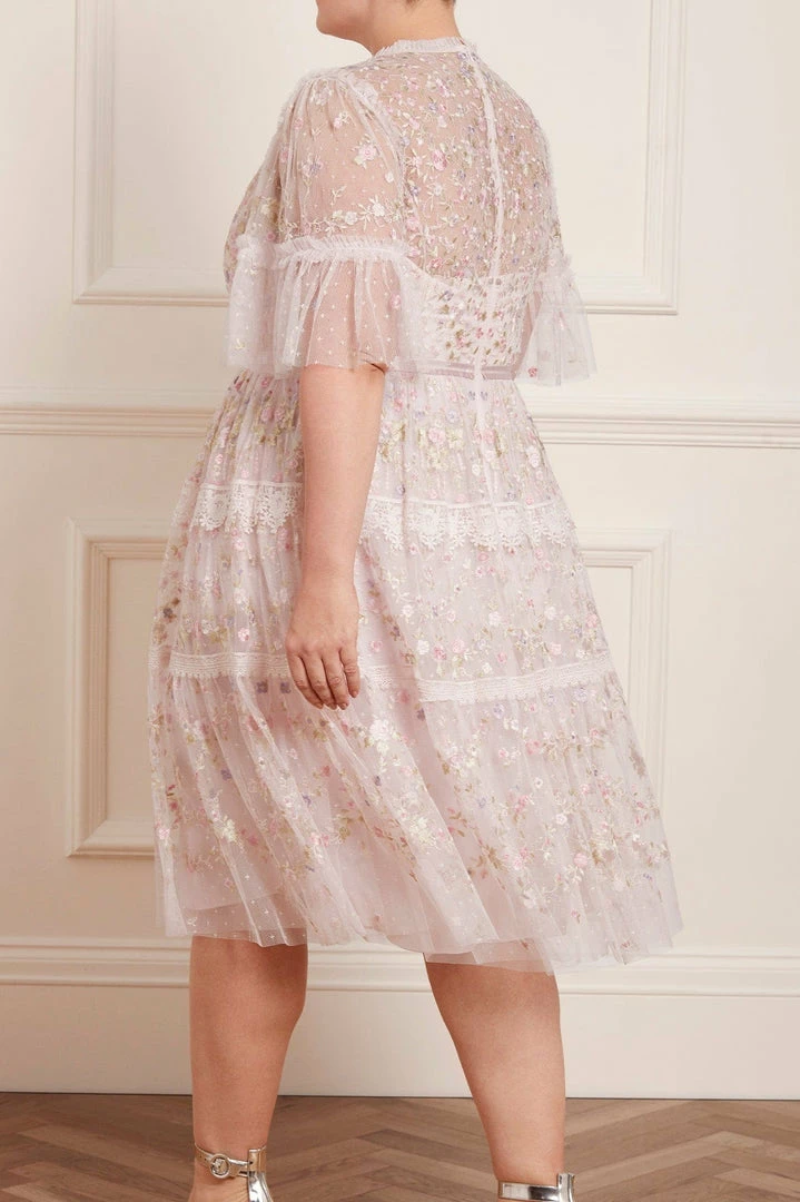 Cheap π₯° Needle & Thread Holding LTD Araminta Lace Round Neck Midi π Dress π 13 Needle & Thread Holding LTD Araminta Lace Round Neck Midi Dress