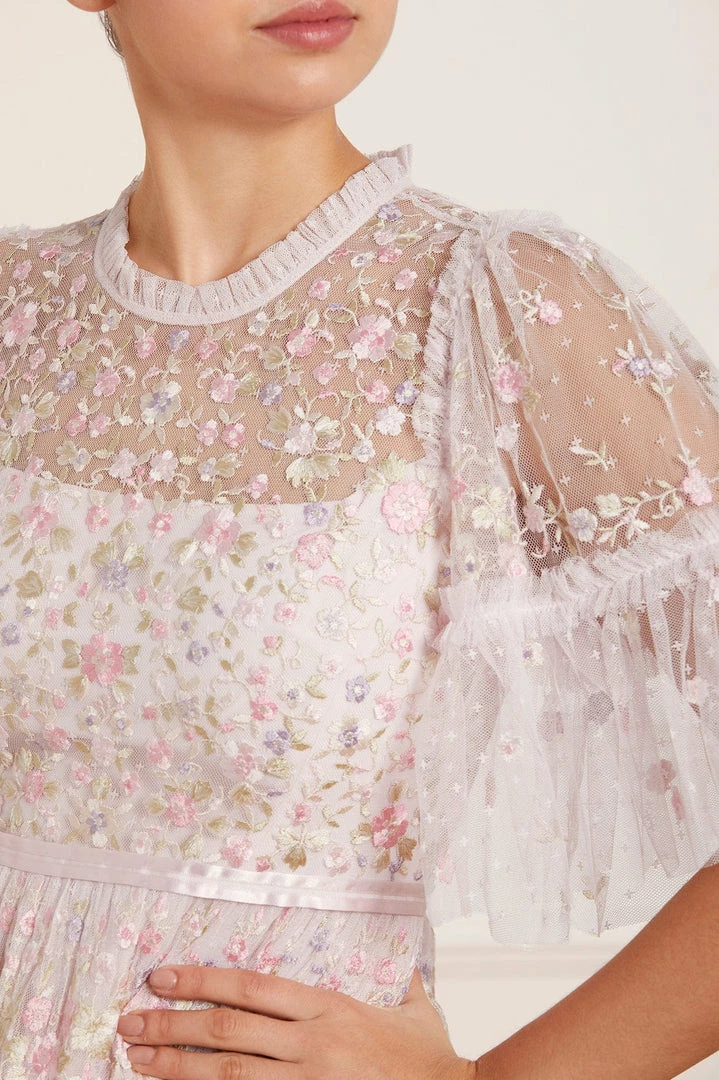 Cheap π₯° Needle & Thread Holding LTD Araminta Lace Round Neck Midi π Dress π 8 Needle & Thread Holding LTD Araminta Lace Round Neck Midi Dress