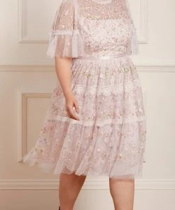 Cheap π₯° Needle & Thread Holding LTD Araminta Lace Round Neck Midi π Dress π 21 Needle & Thread Holding LTD Araminta Lace Round Neck Midi Dress