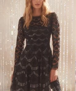 Top 10 ๐งจ Needle & Thread Holding LTD Fifi Long Sleeve Mini ๐ Dress ๐ฉ Womenswear ๐ 19 Needle & Thread Holding LTD Fifi Long Sleeve Mini Dress Womenswear