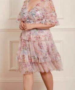 Deals π₯° Needle & Thread Holding LTD Floral Wonder V-Neck Midi π Dress π― 13 Needle & Thread Holding LTD Floral Wonder V-Neck Midi Dress