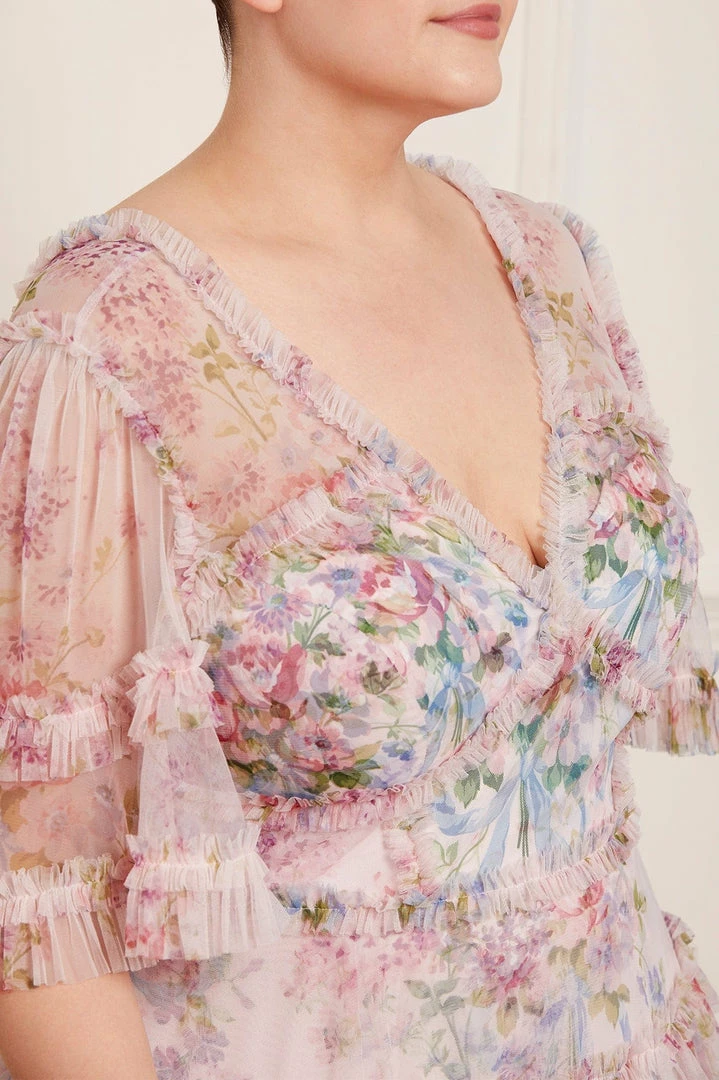 Deals π₯° Needle & Thread Holding LTD Floral Wonder V-Neck Midi π Dress π― 9 Needle & Thread Holding LTD Floral Wonder V-Neck Midi Dress