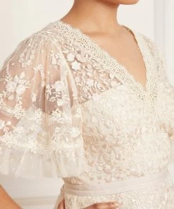 Coupon β Needle & Thread Holding LTD π© Womenswear Francine Gown π 15 Needle & Thread Holding LTD Womenswear Francine Gown