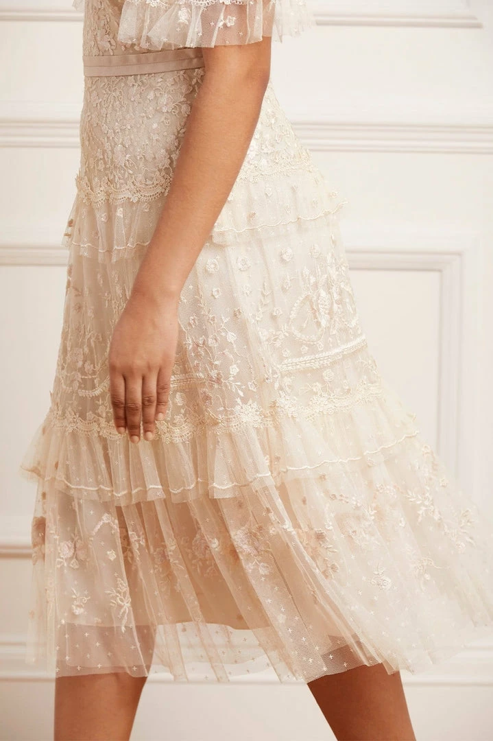 Cheapest π Needle & Thread Holding LTD π© Womenswear Francine Midi π Dress βοΈ 7 Needle & Thread Holding LTD Womenswear Francine Midi Dress