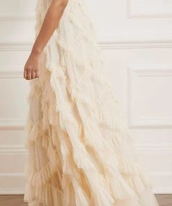 Top 10 🎁 Needle & Thread Holding LTD 👩 Womenswear Genevieve Ruffle Gown 👏 16 Needle & Thread Holding LTD Womenswear Genevieve Ruffle Gown