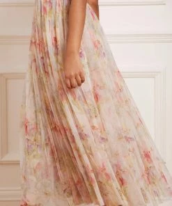 Brand new 🥰 Needle & Thread Holding LTD Iris Sequin Bodice Short Sleeve V-Neck Ankle Gown 👍 15 Needle & Thread Holding LTD Iris Sequin Bodice Short Sleeve V-Neck Ankle Gown