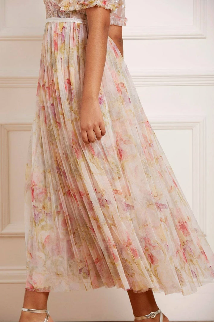 Brand new 🥰 Needle & Thread Holding LTD Iris Sequin Bodice Short Sleeve V-Neck Ankle Gown 👍 7 Needle & Thread Holding LTD Iris Sequin Bodice Short Sleeve V-Neck Ankle Gown