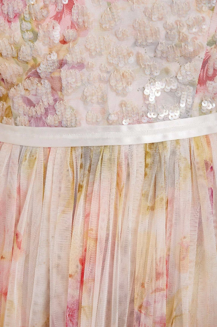 Brand new 🥰 Needle & Thread Holding LTD Iris Sequin Bodice Short Sleeve V-Neck Ankle Gown 👍 8 Needle & Thread Holding LTD Iris Sequin Bodice Short Sleeve V-Neck Ankle Gown