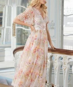 Brand new 🥰 Needle & Thread Holding LTD Iris Sequin Bodice Short Sleeve V-Neck Ankle Gown 👍 19 Needle & Thread Holding LTD Iris Sequin Bodice Short Sleeve V-Neck Ankle Gown