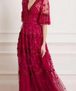 Flash Sale βοΈ Needle & Thread Holding LTD π© Womenswear Lottie Lace Gown π 14 Needle & Thread Holding LTD Womenswear Lottie Lace Gown