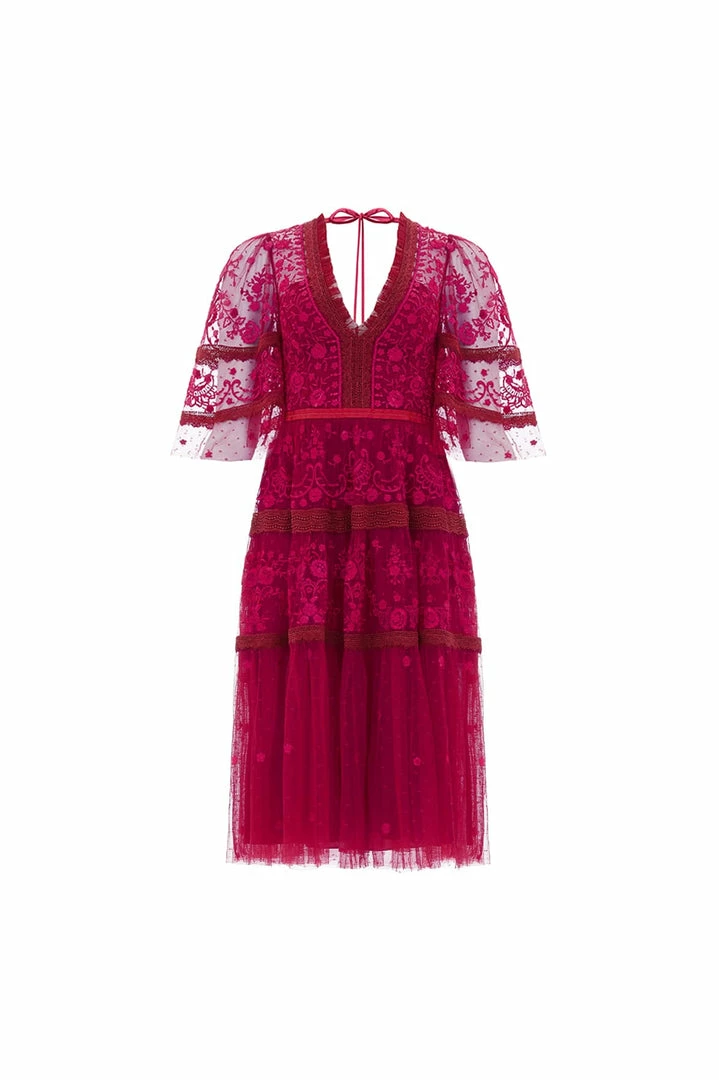 Best Sale 🔔 Needle & Thread Holding LTD Lottie Lace Midi 👗 Dress 👍 4 Needle & Thread Holding LTD Lottie Lace Midi Dress