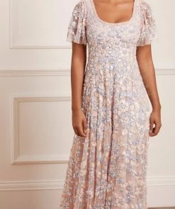 Brand new π Needle & Thread Holding LTD Mary Rose Scoop Neck Ankle Gown π€© 14 Needle & Thread Holding LTD Mary Rose Scoop Neck Ankle Gown