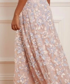 Brand new π Needle & Thread Holding LTD Mary Rose Scoop Neck Ankle Gown π€© 19 Needle & Thread Holding LTD Mary Rose Scoop Neck Ankle Gown