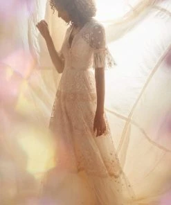 Budget ๐งจ Needle & Thread Holding LTD ๐ฉ Womenswear Midsummer Lace Gown โจ 19 Needle & Thread Holding LTD Womenswear Midsummer Lace Gown