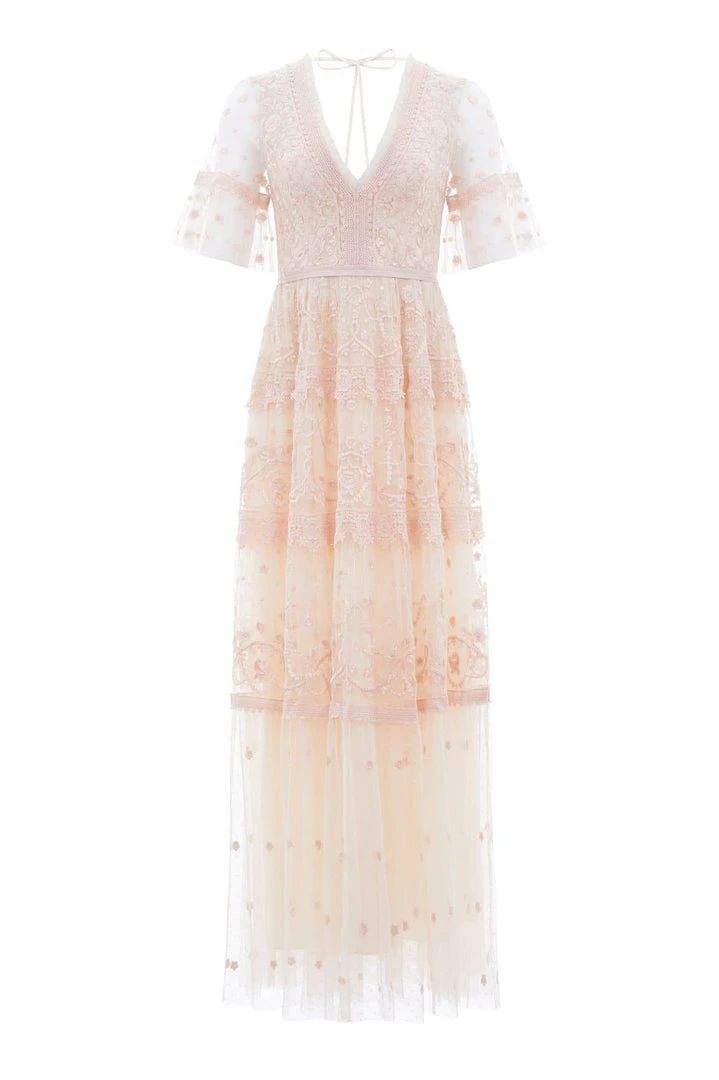 Budget ๐งจ Needle & Thread Holding LTD ๐ฉ Womenswear Midsummer Lace Gown โจ 4 Needle & Thread Holding LTD Womenswear Midsummer Lace Gown
