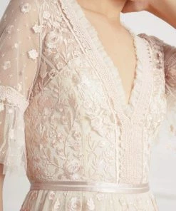 Budget ๐งจ Needle & Thread Holding LTD ๐ฉ Womenswear Midsummer Lace Gown โจ 16 Needle & Thread Holding LTD Womenswear Midsummer Lace Gown
