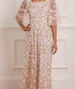 Discount βοΈ Needle & Thread Holding LTD Pretty Petals Ankle Gown π© Womenswear π 14 Needle & Thread Holding LTD Pretty Petals Ankle Gown Womenswear