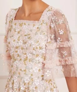 Discount βοΈ Needle & Thread Holding LTD Pretty Petals Ankle Gown π© Womenswear π 15 Needle & Thread Holding LTD Pretty Petals Ankle Gown Womenswear