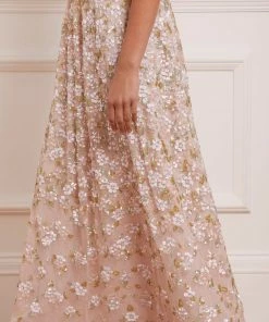 Discount βοΈ Needle & Thread Holding LTD Pretty Petals Ankle Gown π© Womenswear π 18 Needle & Thread Holding LTD Pretty Petals Ankle Gown Womenswear