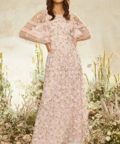Discount βοΈ Needle & Thread Holding LTD Pretty Petals Ankle Gown π© Womenswear π 21 Needle & Thread Holding LTD Pretty Petals Ankle Gown Womenswear