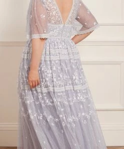 Needle & Thread Holding LTD Sweetheart Lace Gown Womenswear