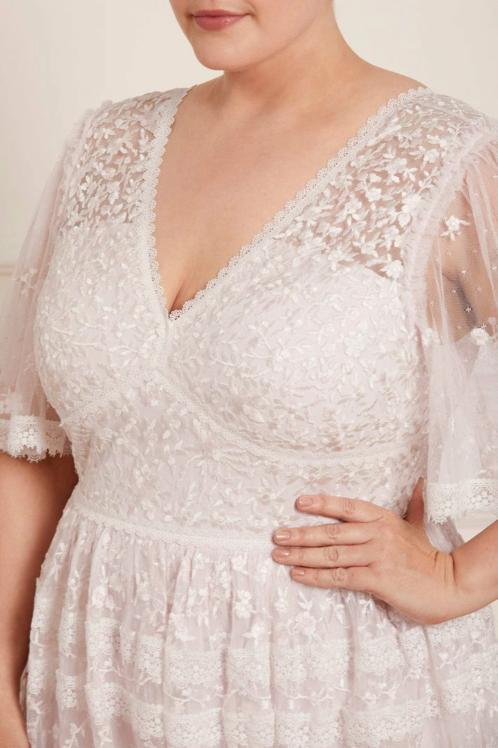 Outlet ๐ Needle & Thread Holding LTD Sweetheart Lace Midaxi ๐ Dress ๐ 9 Needle & Thread Holding LTD Sweetheart Lace Midaxi Dress