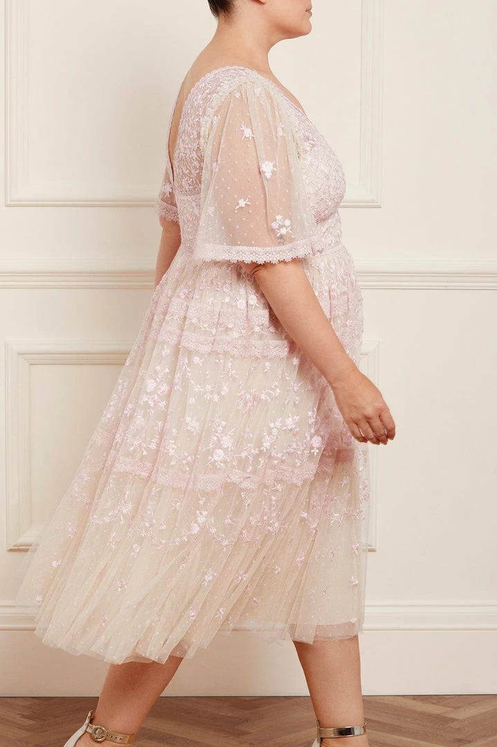 Cheap ❤️ Needle & Thread Holding LTD Sweetheart Lace Midaxi 👗 Dress 👩 Womenswear 😍 6 Needle & Thread Holding LTD Sweetheart Lace Midaxi Dress Womenswear