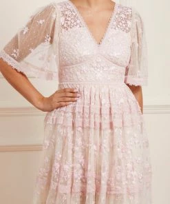 Cheap 🎁 Needle & Thread Holding LTD 👩 Womenswear Sweetheart Lace Mini 👗 Dress 🌟 12 Needle & Thread Holding LTD Womenswear Sweetheart Lace Mini Dress