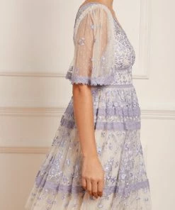 Brand new 🎉 Needle & Thread Holding LTD 👩 Womenswear Sweetheart Lace Mini 👗 Dress 🤩 14 Needle & Thread Holding LTD Womenswear Sweetheart Lace Mini Dress