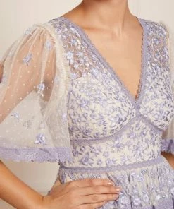 Brand new 🎉 Needle & Thread Holding LTD 👩 Womenswear Sweetheart Lace Mini 👗 Dress 🤩 17 Needle & Thread Holding LTD Womenswear Sweetheart Lace Mini Dress