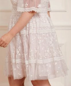 Needle & Thread Holding LTD Sweetheart Lace Mini Dress Womenswear