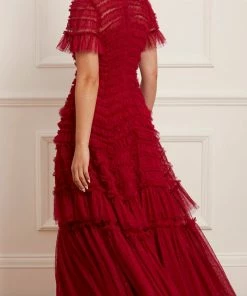 Best reviews of β¨ Needle & Thread Holding LTD Valentine Ruffle Gown π© Womenswear π 17 Needle & Thread Holding LTD Valentine Ruffle Gown Womenswear